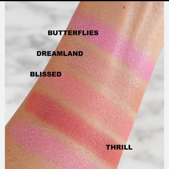 Kosas Blush is Life Baked Blush in Butterflies Cool Baby Pink BNIB - Picture 7 of 16